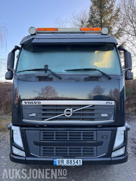 2013 Volvo FH540 6X4 MAUR DUMPER TIPP HYDRAULIKK EU OK 11.2026 - Camión volquete: foto 3 2013 Volvo FH540 6X4 MAUR DUMPER TIPP HYDRAULIKK EU OK 11.2026 - Camión volquete: foto 3