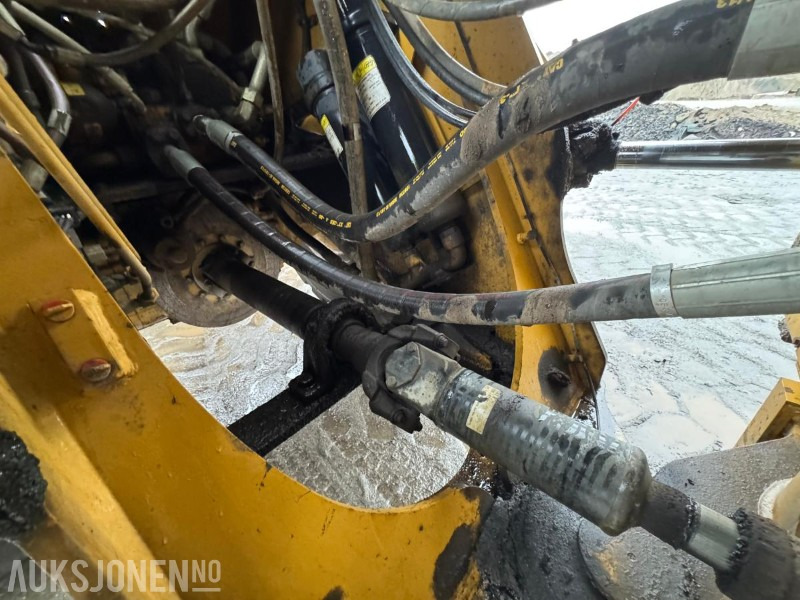 Cargadora de ruedas 2015 CAT 966M FOREST MACHINE HJULLASTER, VEKT, SENTRALSMØRING, FULL SERVICEHISTORIKK, SKUFFE: foto 45 Cargadora de ruedas 2015 CAT 966M FOREST MACHINE HJULLASTER, VEKT, SENTRALSMØRING, FULL SERVICEHISTORIKK, SKUFFE: foto 45