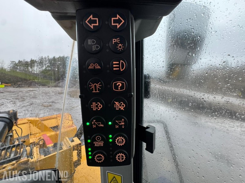 Cargadora de ruedas 2015 CAT 966M FOREST MACHINE HJULLASTER, VEKT, SENTRALSMØRING, FULL SERVICEHISTORIKK, SKUFFE: foto 30 Cargadora de ruedas 2015 CAT 966M FOREST MACHINE HJULLASTER, VEKT, SENTRALSMØRING, FULL SERVICEHISTORIKK, SKUFFE: foto 30