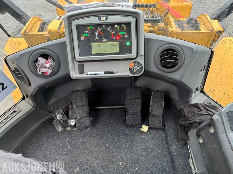 Cargadora de ruedas 2015 CAT 966M FOREST MACHINE HJULLASTER, VEKT, SENTRALSMØRING, FULL SERVICEHISTORIKK, SKUFFE: foto 25 Cargadora de ruedas 2015 CAT 966M FOREST MACHINE HJULLASTER, VEKT, SENTRALSMØRING, FULL SERVICEHISTORIKK, SKUFFE: foto 25