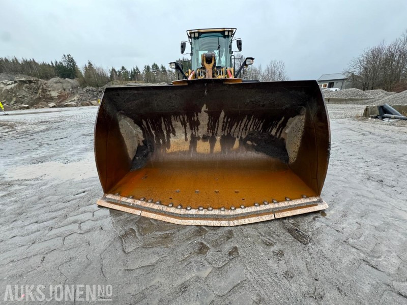 Cargadora de ruedas 2015 CAT 966M FOREST MACHINE HJULLASTER, VEKT, SENTRALSMØRING, FULL SERVICEHISTORIKK, SKUFFE: foto 12 Cargadora de ruedas 2015 CAT 966M FOREST MACHINE HJULLASTER, VEKT, SENTRALSMØRING, FULL SERVICEHISTORIKK, SKUFFE: foto 12