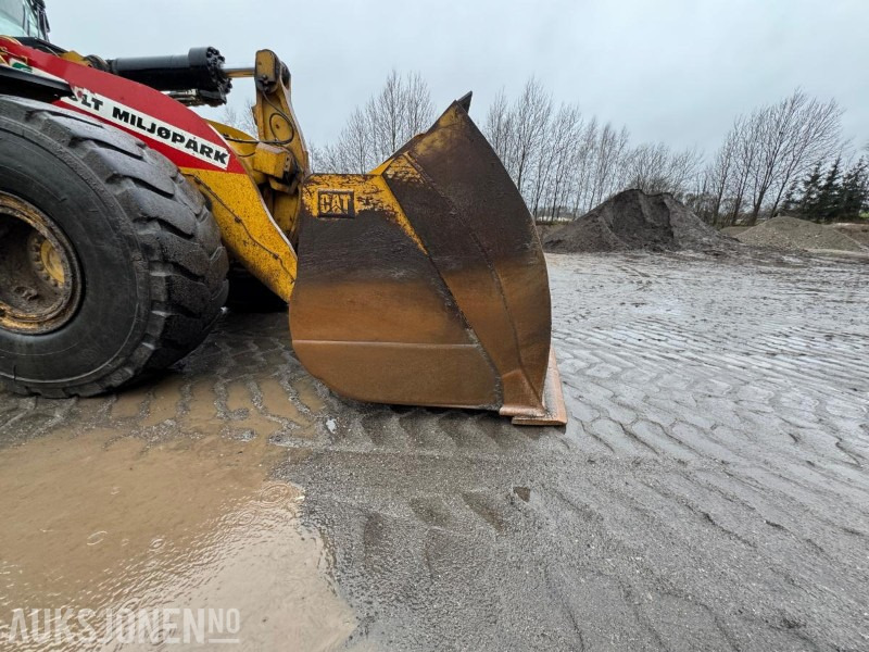 Cargadora de ruedas 2015 CAT 966M FOREST MACHINE HJULLASTER, VEKT, SENTRALSMØRING, FULL SERVICEHISTORIKK, SKUFFE: foto 10 Cargadora de ruedas 2015 CAT 966M FOREST MACHINE HJULLASTER, VEKT, SENTRALSMØRING, FULL SERVICEHISTORIKK, SKUFFE: foto 10