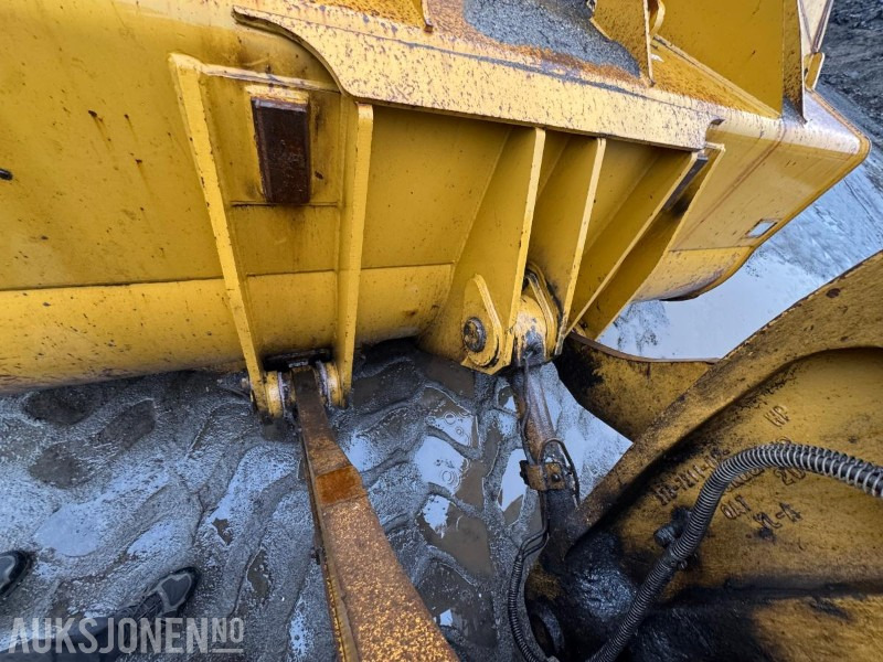 Cargadora de ruedas 2015 CAT 966M FOREST MACHINE HJULLASTER, VEKT, SENTRALSMØRING, FULL SERVICEHISTORIKK, SKUFFE: foto 15 Cargadora de ruedas 2015 CAT 966M FOREST MACHINE HJULLASTER, VEKT, SENTRALSMØRING, FULL SERVICEHISTORIKK, SKUFFE: foto 15