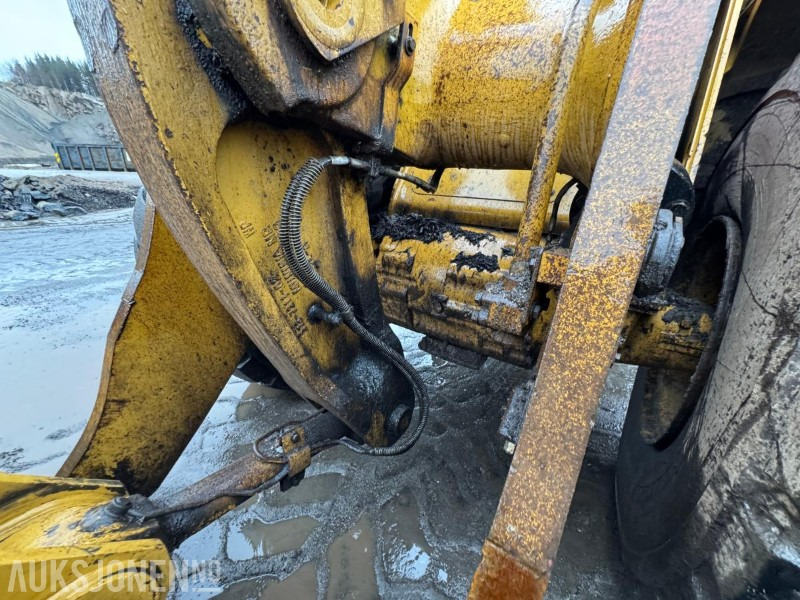 Cargadora de ruedas 2015 CAT 966M FOREST MACHINE HJULLASTER, VEKT, SENTRALSMØRING, FULL SERVICEHISTORIKK, SKUFFE: foto 16 Cargadora de ruedas 2015 CAT 966M FOREST MACHINE HJULLASTER, VEKT, SENTRALSMØRING, FULL SERVICEHISTORIKK, SKUFFE: foto 16