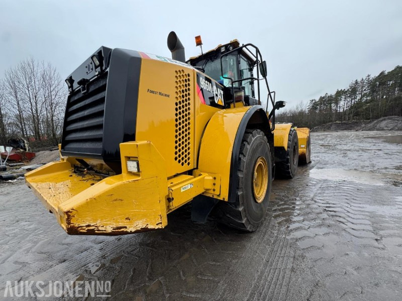 Cargadora de ruedas 2015 CAT 966M FOREST MACHINE HJULLASTER, VEKT, SENTRALSMØRING, FULL SERVICEHISTORIKK, SKUFFE: foto 40 Cargadora de ruedas 2015 CAT 966M FOREST MACHINE HJULLASTER, VEKT, SENTRALSMØRING, FULL SERVICEHISTORIKK, SKUFFE: foto 40