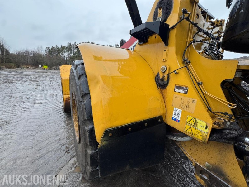 Cargadora de ruedas 2015 CAT 966M FOREST MACHINE HJULLASTER, VEKT, SENTRALSMØRING, FULL SERVICEHISTORIKK, SKUFFE: foto 46 Cargadora de ruedas 2015 CAT 966M FOREST MACHINE HJULLASTER, VEKT, SENTRALSMØRING, FULL SERVICEHISTORIKK, SKUFFE: foto 46