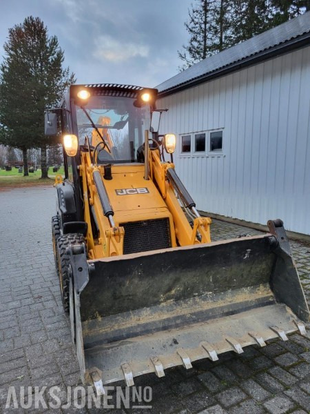 2016 JCB 1CX - Traktorgraver med graveskuff og frontlaster - Retroexcavadora: foto 3 2016 JCB 1CX - Traktorgraver med graveskuff og frontlaster - Retroexcavadora: foto 3