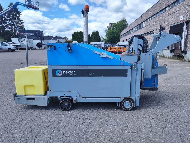 2016 Nextec Diamond trencher DT60 Gulvsag med automatisk nedlegging av trekkerør for fiberkabel - Equipo de construcción: foto 5 2016 Nextec Diamond trencher DT60 Gulvsag med automatisk nedlegging av trekkerør for fiberkabel - Equipo de construcción: foto 5