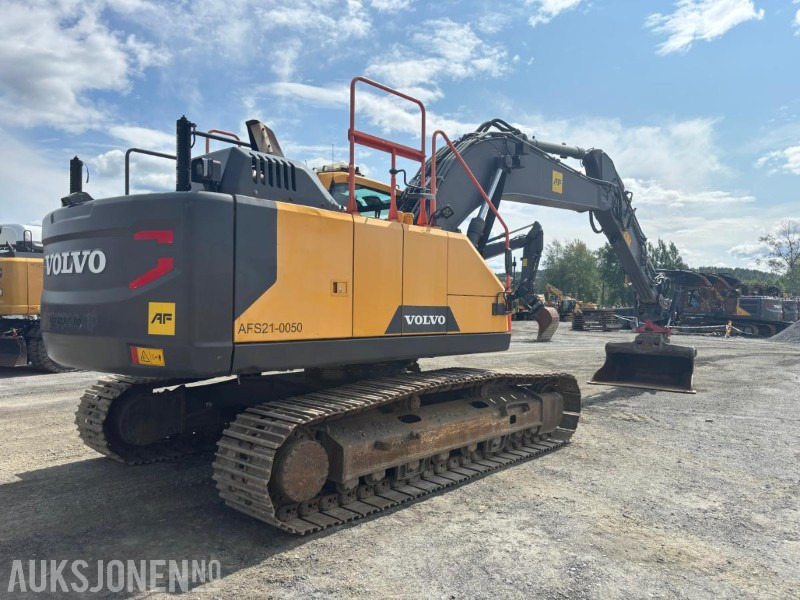 2016 Volvo EC220EL gravemaskin - Excavadora: foto 4 2016 Volvo EC220EL gravemaskin - Excavadora: foto 4