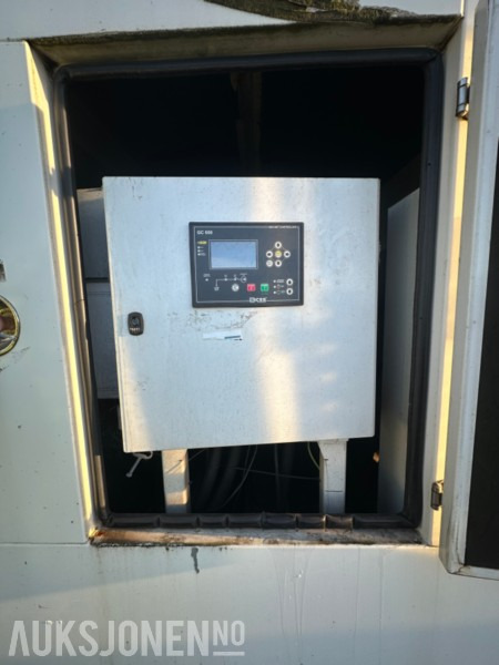 2017 DIESELAGGREGAT I CANOPY 555Kva -400Volt -50 Hz Kun gått 937 timer - Equipo de construcción: foto 4 2017 DIESELAGGREGAT I CANOPY 555Kva -400Volt -50 Hz Kun gått 937 timer - Equipo de construcción: foto 4