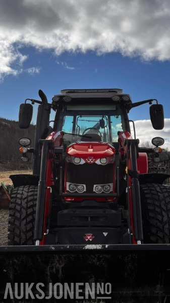 2017 Massey Ferguson 6714 S Dyna VT * Eu Godkjent * 2503 Timer * - Tractor: foto 5 2017 Massey Ferguson 6714 S Dyna VT * Eu Godkjent * 2503 Timer * - Tractor: foto 5