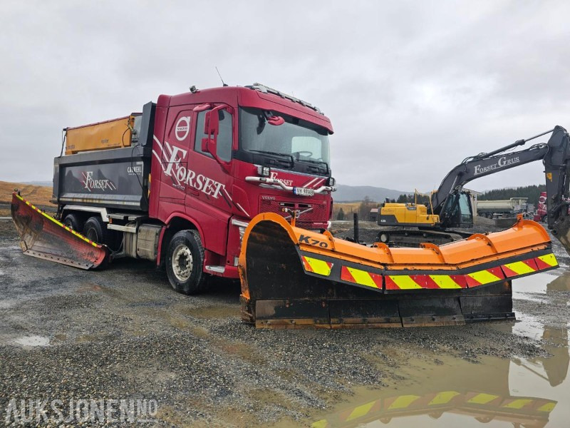 2017 Volvo FH 540 Tippbil med full brøytehydraulikk og planvibrator -Nye dekk for sesong(!!) - Camión volquete: foto 4 2017 Volvo FH 540 Tippbil med full brøytehydraulikk og planvibrator -Nye dekk for sesong(!!) - Camión volquete: foto 4