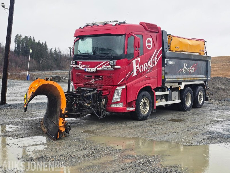 2017 Volvo FH 540 Tippbil med full brøytehydraulikk og planvibrator -Nye dekk for sesong(!!) - Camión volquete: foto 1 2017 Volvo FH 540 Tippbil med full brøytehydraulikk og planvibrator -Nye dekk for sesong(!!) - Camión volquete: foto 1