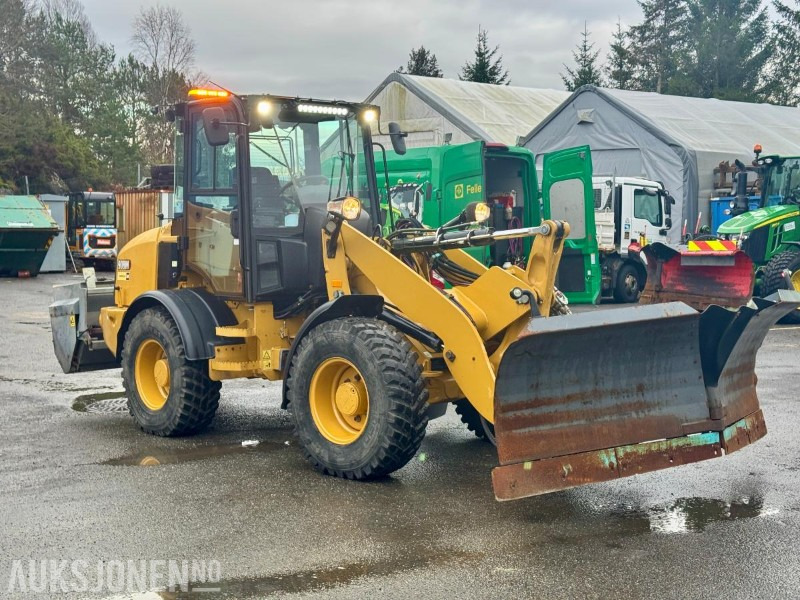2018 Cat 908 M - Hjullaster - Vinterrigget - Timer: 1547 - Cargadora de ruedas: foto 2 2018 Cat 908 M - Hjullaster - Vinterrigget - Timer: 1547 - Cargadora de ruedas: foto 2