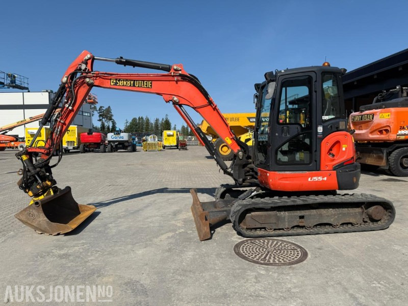 2018 Kubota U55-4 BELTEGRAVER ENGCON TILTROTATOR 2 SKUFFER SERVICEHISTORIKK SENTRALSMØRING - Excavadora: foto 3 2018 Kubota U55-4 BELTEGRAVER ENGCON TILTROTATOR 2 SKUFFER SERVICEHISTORIKK SENTRALSMØRING - Excavadora: foto 3