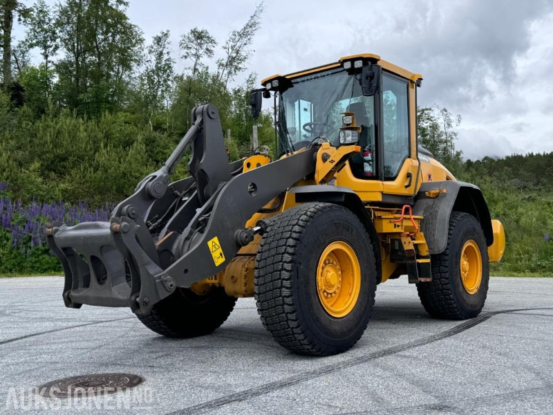 2018 Volvo L90H Hjullaster - Sentralsmøring - Hydraulisk redskapslås - Tilleggshydraulikk - Sertifiseres før salg - Cargadora de ruedas: foto 1 2018 Volvo L90H Hjullaster - Sentralsmøring - Hydraulisk redskapslås - Tilleggshydraulikk - Sertifiseres før salg - Cargadora de ruedas: foto 1