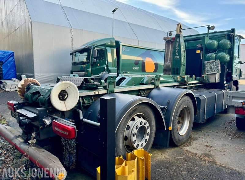 2019 Emoss 2828 – Krokbil med Elektrisk Drivlinje - Km: 60 531 - Camión multibasculante: foto 4 2019 Emoss 2828 – Krokbil med Elektrisk Drivlinje - Km: 60 531 - Camión multibasculante: foto 4