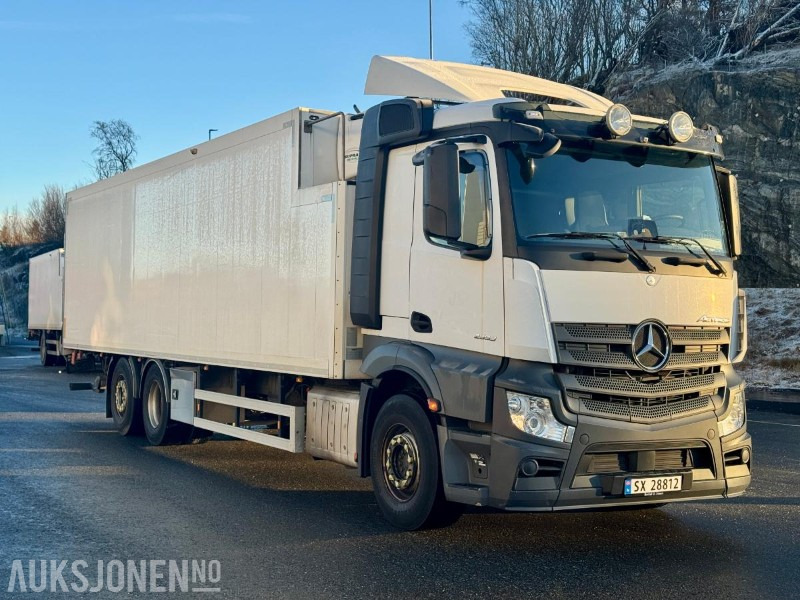 2019 Mercedes-Benz Actros 2545 L 6x2 Kjølebil - Eu-godkjent til 06/26 - Km: 193419 - Camión caja cerrada: foto 2 2019 Mercedes-Benz Actros 2545 L 6x2 Kjølebil - Eu-godkjent til 06/26 - Km: 193419 - Camión caja cerrada: foto 2