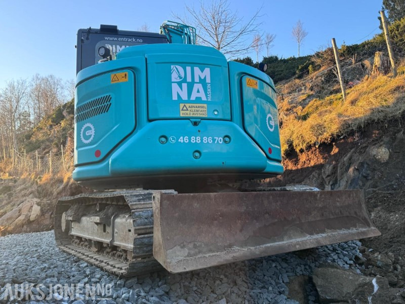 2021 Kobelco SK75SR-7 - 8 tonns Gravemaskin - Sentralsmøring - Engcon tiltrotator - Hammer - Pusskuffe - Gallerskufffe - Graveskuffe - Smalskuffe og Klype - Gått 2732 timer - Excavadora: foto 4 2021 Kobelco SK75SR-7 - 8 tonns Gravemaskin - Sentralsmøring - Engcon tiltrotator - Hammer - Pusskuffe - Gallerskufffe - Graveskuffe - Smalskuffe og Klype - Gått 2732 timer - Excavadora: foto 4