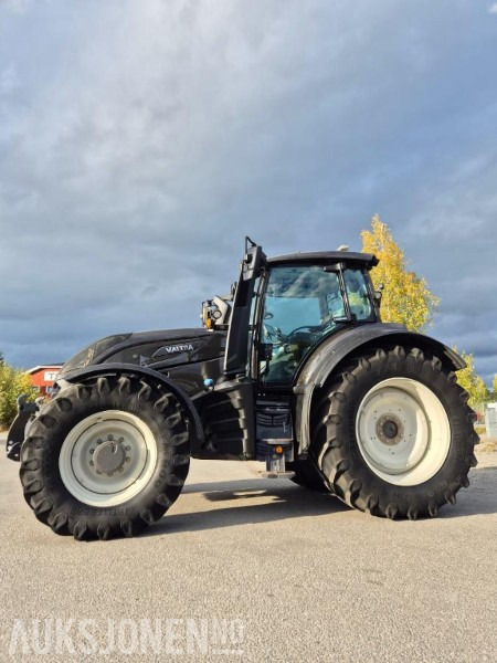 2021 Valtra T254 traktor 4X4, FRONTHYDRAULIKK, VENDBAR FØRERPLASS - Tractor: foto 2 2021 Valtra T254 traktor 4X4, FRONTHYDRAULIKK, VENDBAR FØRERPLASS - Tractor: foto 2