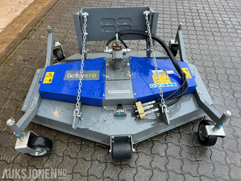 2024 Avant Multione 6.3 iDS 2speed T4F med alt utstyr! - Minicargadora: foto 5 2024 Avant Multione 6.3 iDS 2speed T4F med alt utstyr! - Minicargadora: foto 5