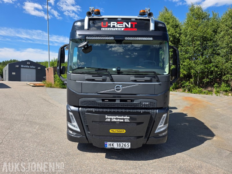 2024 Volvo FM 540 8X2 kranbil 165 tm med vinsj lasteflak elpumpe/el aggregat - Camión grúa: foto 2 2024 Volvo FM 540 8X2 kranbil 165 tm med vinsj lasteflak elpumpe/el aggregat - Camión grúa: foto 2