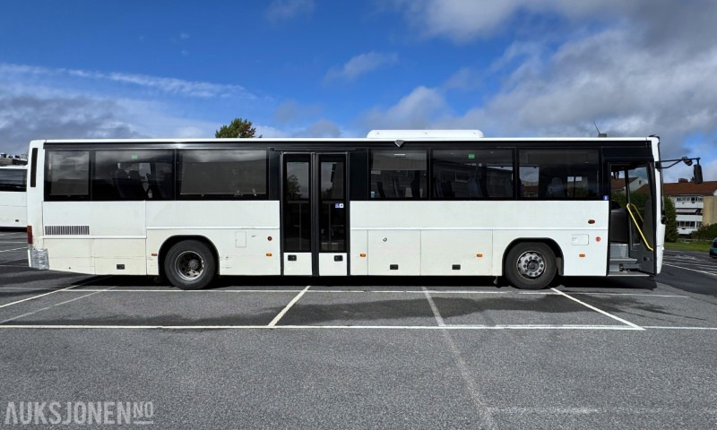 2010 Volvo 8700 B12B, automat, EURO 5, HC rampe, alkolås, kamera, luft - Autobús: foto 3 2010 Volvo 8700 B12B, automat, EURO 5, HC rampe, alkolås, kamera, luft - Autobús: foto 3
