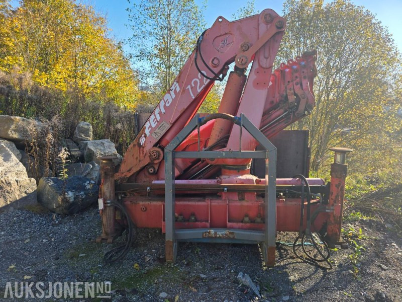 Ferrari 722 A4 kran/lastebilkran–påbygg på maskinflak med krokfeste - Camión: foto 2 Ferrari 722 A4 kran/lastebilkran–påbygg på maskinflak med krokfeste - Camión: foto 2