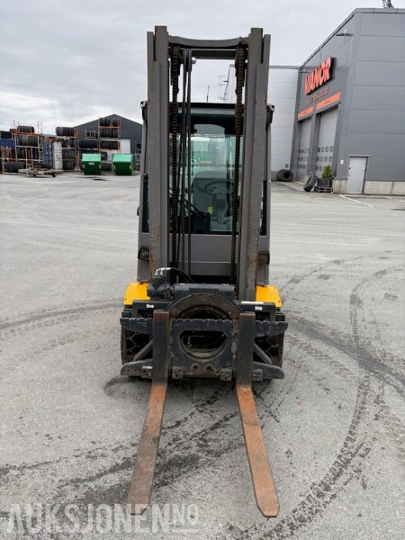 2016 Jungheinrich DFG 425 gaffeltruck - 2.5 tonn - Equipo de manutención: foto 5 2016 Jungheinrich DFG 425 gaffeltruck - 2.5 tonn - Equipo de manutención: foto 5