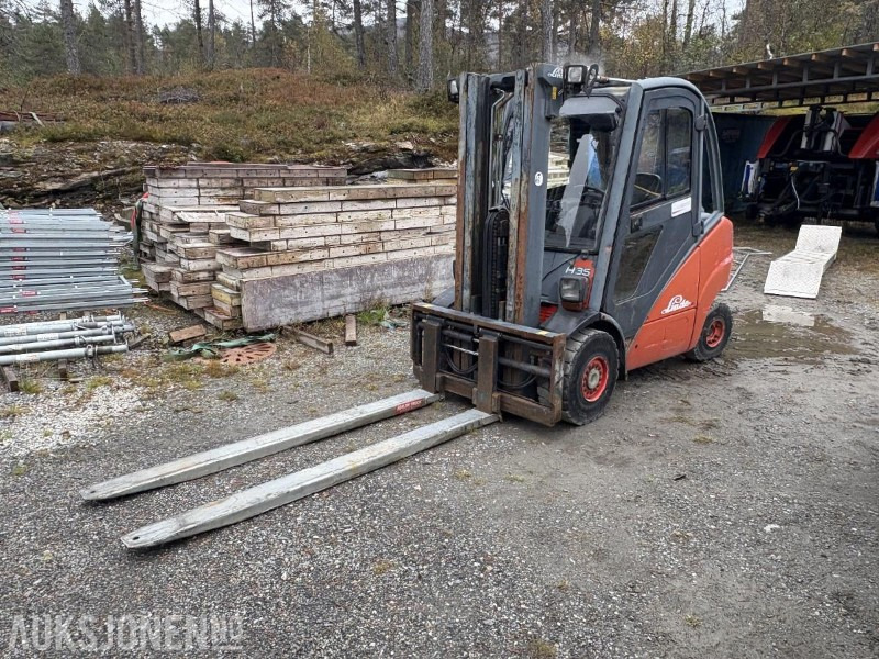 Linde truck H 35 D motvektstruck - Equipo de manutención: foto 1 Linde truck H 35 D motvektstruck - Equipo de manutención: foto 1