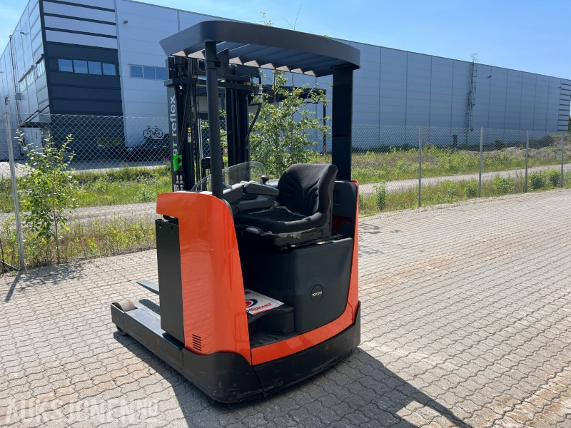 Skyvemasstruck BT RRE140 B m/lader - Equipo de manutención: foto 2 Skyvemasstruck BT RRE140 B m/lader - Equipo de manutención: foto 2