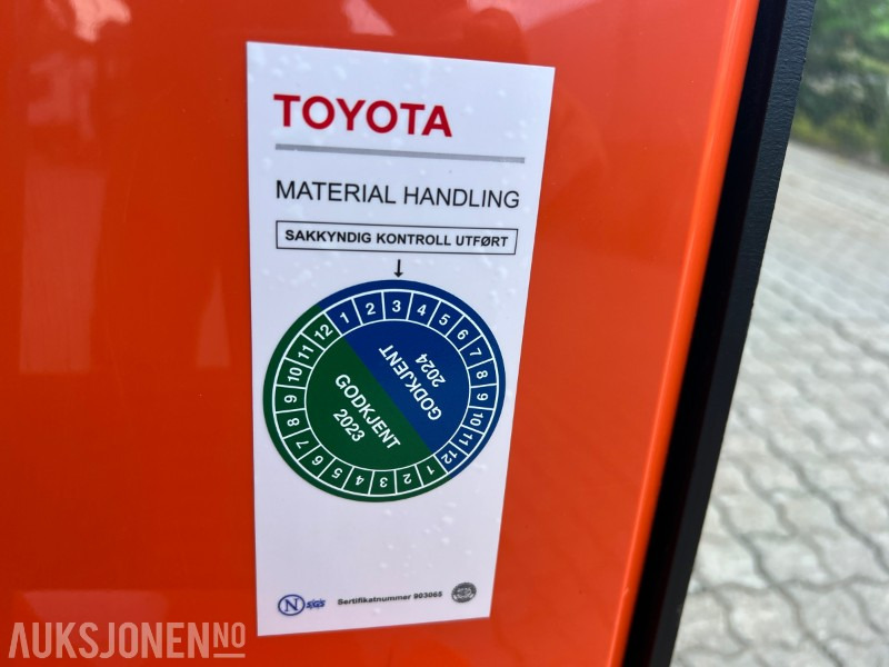Equipo de manutención Toyota SWE 120 med 2,7m løftehøyde og lader: foto 13