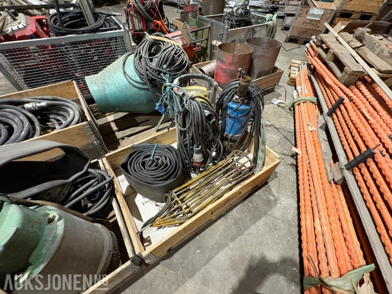 Fligt dreneringspumpe med slanger - Equipo de construcción: foto 1 Fligt dreneringspumpe med slanger - Equipo de construcción: foto 1