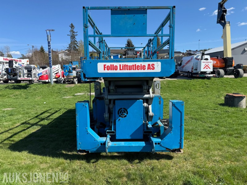 Genie GS 5390 RT 18-meter terreng sakselift, dobbel utskyt, 680kg kapasitet - Plataforma elevadora: foto 3 Genie GS 5390 RT 18-meter terreng sakselift, dobbel utskyt, 680kg kapasitet - Plataforma elevadora: foto 3