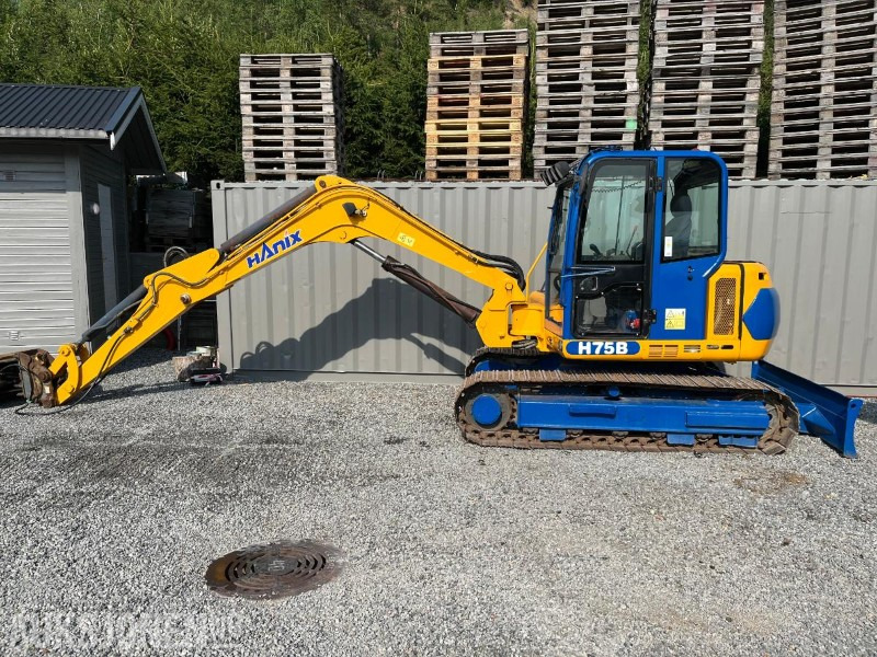 Hanix H75B gravemaskin - Excavadora: foto 1 Hanix H75B gravemaskin - Excavadora: foto 1