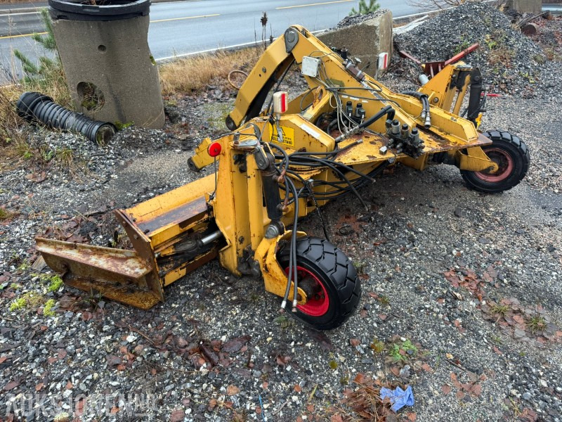 2007 Tokvam grusingspreder – Hydraulisk - veihøvel - Implemento para Maquinaria de construcción: foto 3 2007 Tokvam grusingspreder – Hydraulisk - veihøvel - Implemento para Maquinaria de construcción: foto 3