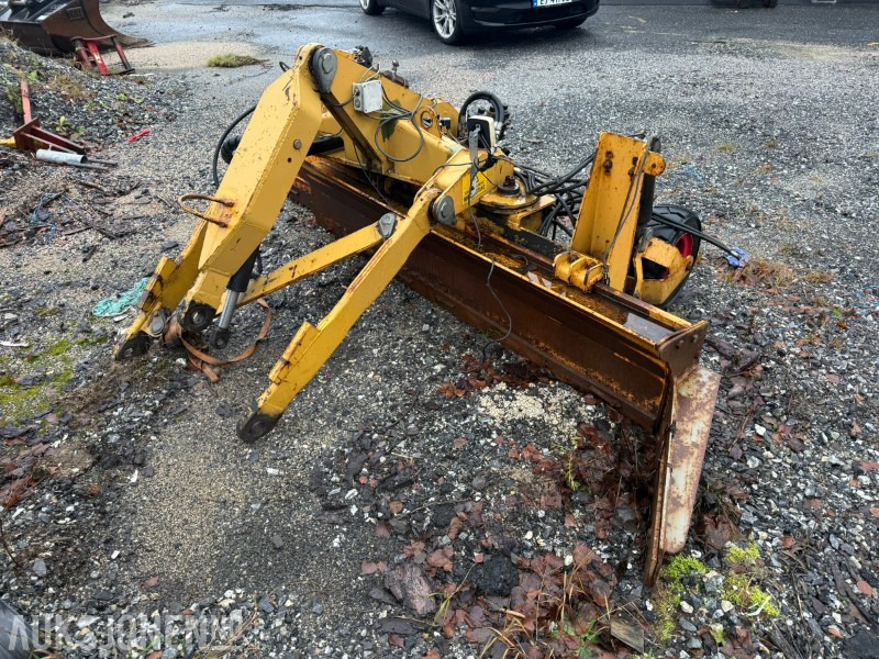 2007 Tokvam grusingspreder – Hydraulisk - veihøvel - Implemento para Maquinaria de construcción: foto 5 2007 Tokvam grusingspreder – Hydraulisk - veihøvel - Implemento para Maquinaria de construcción: foto 5