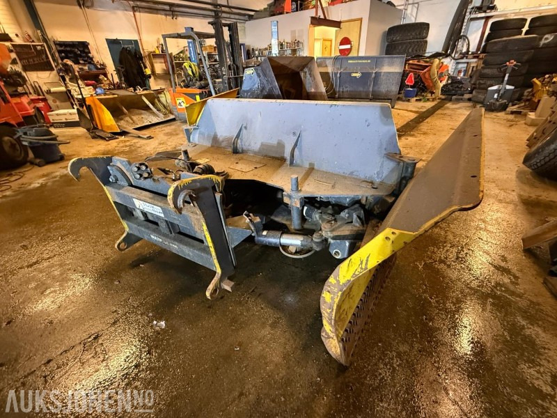 2013 Siljum multiplog 4000 - Klappvinge 4.6M - Implemento para Maquinaria de construcción: foto 2 2013 Siljum multiplog 4000 - Klappvinge 4.6M - Implemento para Maquinaria de construcción: foto 2