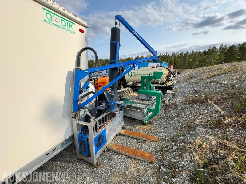 2014 Al-Vac 1600 Flex hydraulic vakuumløfter - Implemento para Maquinaria de construcción: foto 4 2014 Al-Vac 1600 Flex hydraulic vakuumløfter - Implemento para Maquinaria de construcción: foto 4