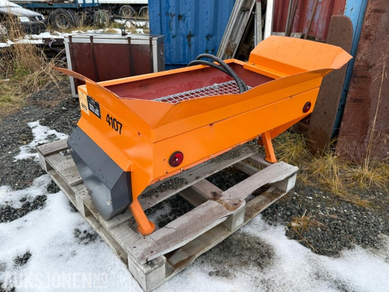 2015 Boschung Minispreder BUR-U140-100 - Implemento para Maquinaria de construcción: foto 3 2015 Boschung Minispreder BUR-U140-100 - Implemento para Maquinaria de construcción: foto 3