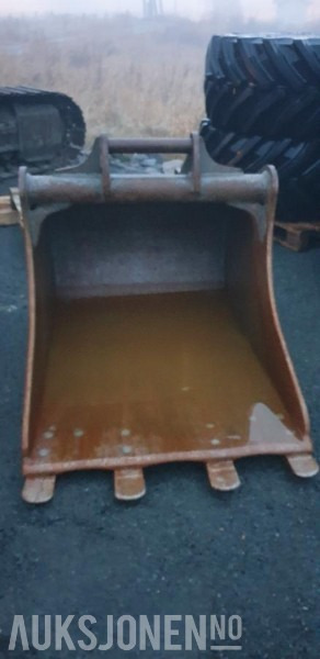 2016 SMP 800 liter Graveskuffe, M36 Kvernex - Implemento para Maquinaria de construcción: foto 2 2016 SMP 800 liter Graveskuffe, M36 Kvernex - Implemento para Maquinaria de construcción: foto 2