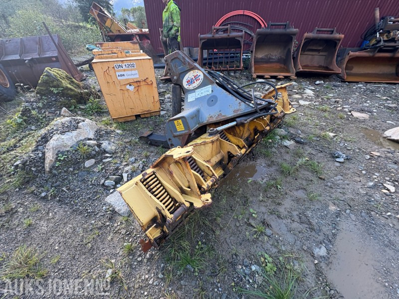 2016 Stark HT2800R Planeringsskjær / Høvler / Høvelskjær - Implemento para Maquinaria de construcción: foto 4 2016 Stark HT2800R Planeringsskjær / Høvler / Høvelskjær - Implemento para Maquinaria de construcción: foto 4