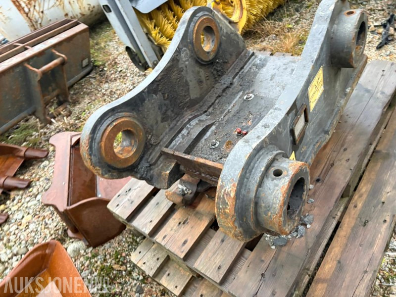 2017 Andre Gjerstad HK-feste G70 - Implemento para Maquinaria de construcción: foto 1 2017 Andre Gjerstad HK-feste G70 - Implemento para Maquinaria de construcción: foto 1