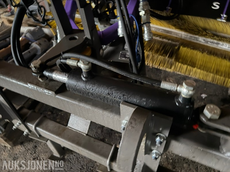 2024 Holms SL200 Kost med styring - Implemento para Maquinaria de construcción: foto 5 2024 Holms SL200 Kost med styring - Implemento para Maquinaria de construcción: foto 5