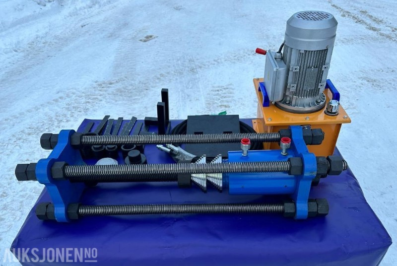 2024 Mobil boltpresse med hydraulikkaggregat - 70 tonns kapasitet - 220V med div. verktøy - Ubrukt - Implemento para Maquinaria de construcción: foto 1 2024 Mobil boltpresse med hydraulikkaggregat - 70 tonns kapasitet - 220V med div. verktøy - Ubrukt - Implemento para Maquinaria de construcción: foto 1