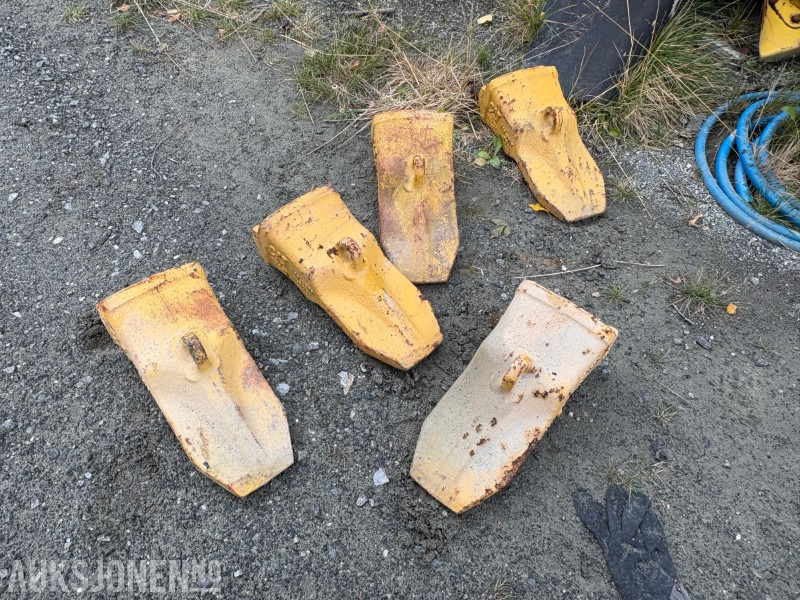 Cat graveskuffetenner til gravemaskin og/eller hjullaster - Implemento para Maquinaria de construcción: foto 1 Cat graveskuffetenner til gravemaskin og/eller hjullaster - Implemento para Maquinaria de construcción: foto 1