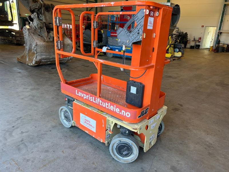 JLG 1230 ES Masterlift - Plataforma elevadora: foto 1 JLG 1230 ES Masterlift - Plataforma elevadora: foto 1