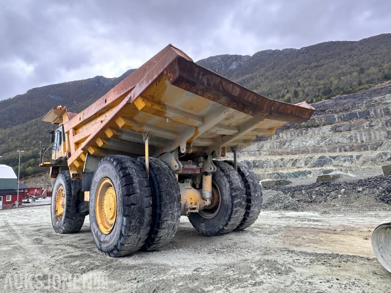 Komatsu HD 785-5 Tipptruck - Dúmper: foto 4 Komatsu HD 785-5 Tipptruck - Dúmper: foto 4