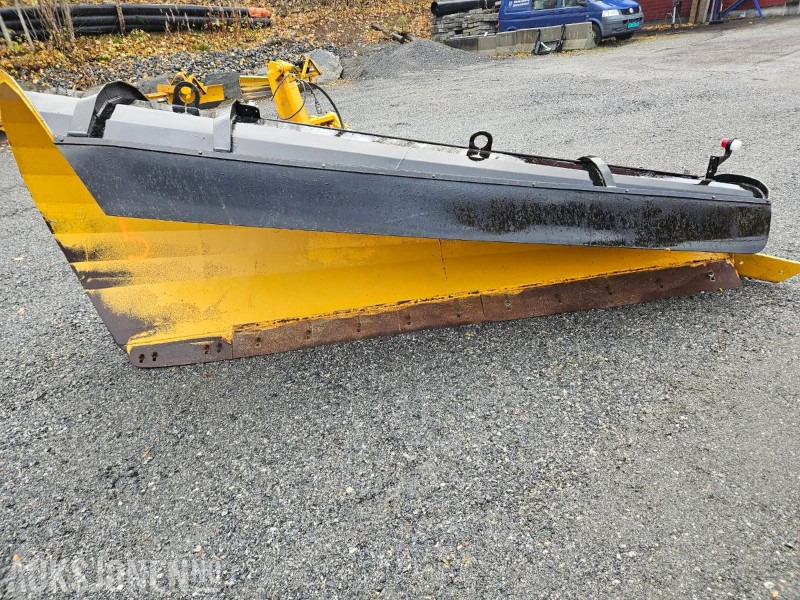 1992 Øveraasen diagonalplog DL 285 B - Største bredde 2900 mm - Med parallellogram - Hydraulisk løft - Maquinaria agrícola: foto 1 1992 Øveraasen diagonalplog DL 285 B - Største bredde 2900 mm - Med parallellogram - Hydraulisk løft - Maquinaria agrícola: foto 1