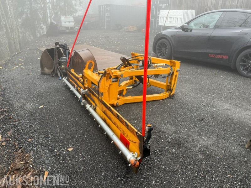 2009 Meiren MSP3703 Brøyteplate med påsveiset spylebom - Maquinaria agrícola: foto 3 2009 Meiren MSP3703 Brøyteplate med påsveiset spylebom - Maquinaria agrícola: foto 3